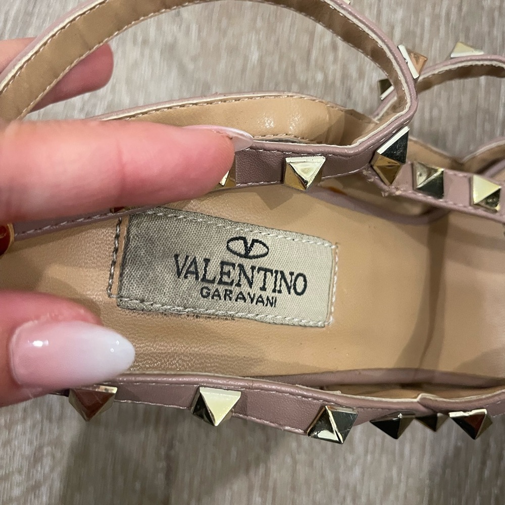 Valentino Garavani Red Patent and Nude Rockstud T-Strap Pumps - Picture 12 of 16